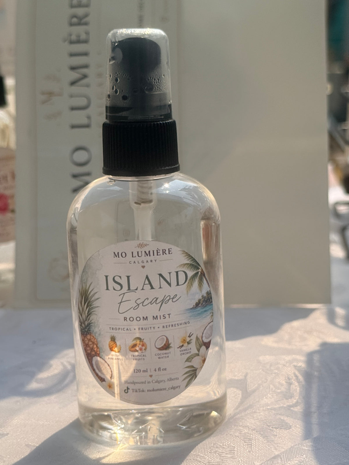 Island Escape Room Spray – Tropical Coconut & Pineapple Home Fragrance