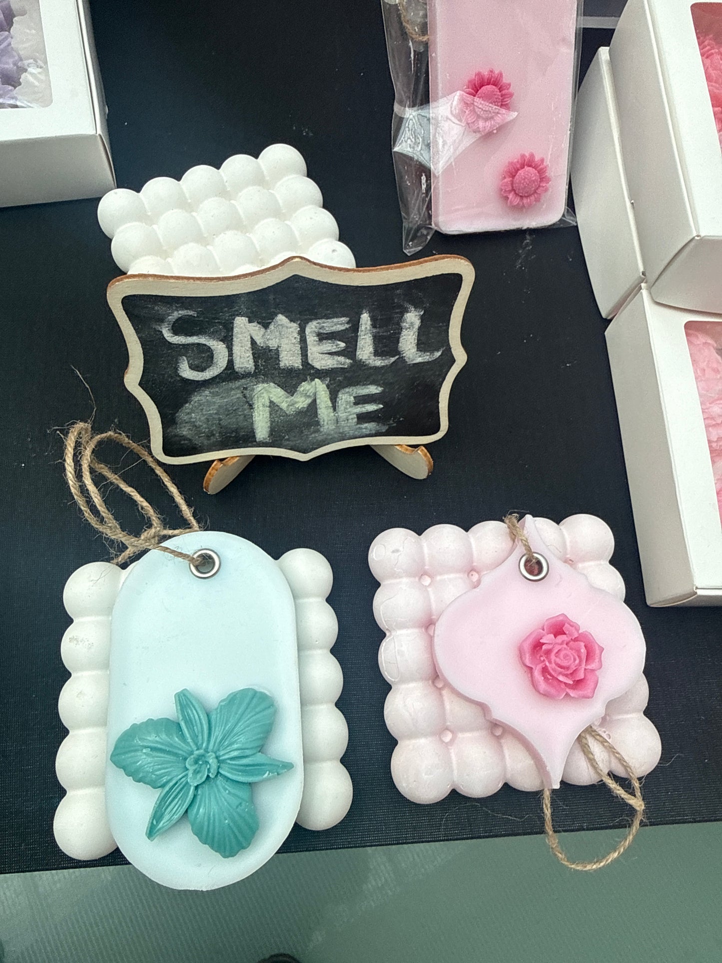 Wax Sachet — Scented Floral Wax Melt for Drawers & Closets