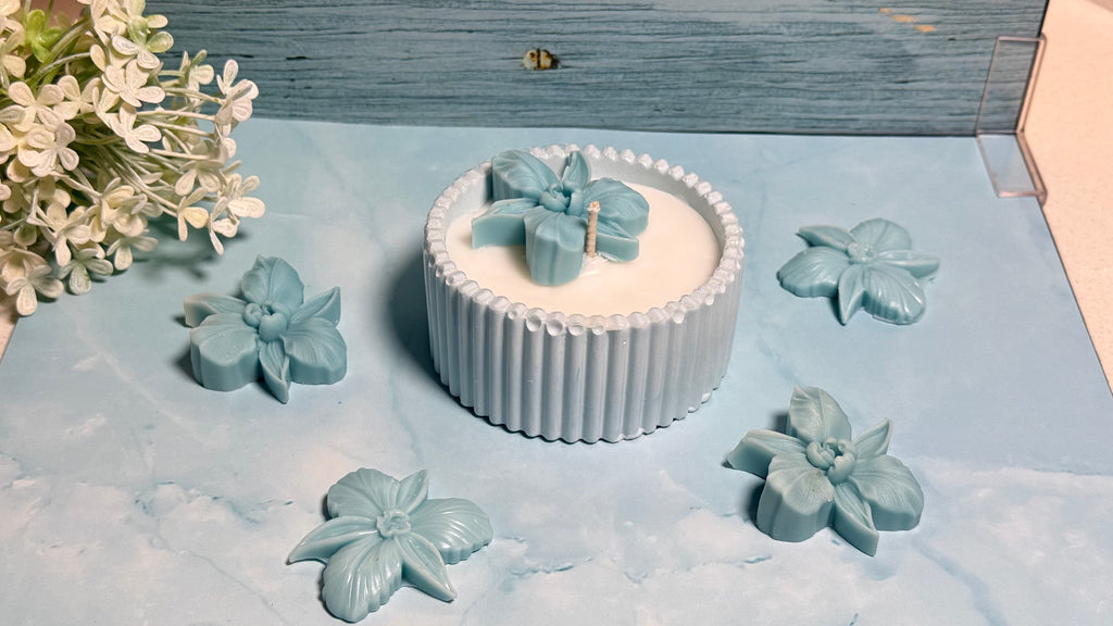 Orchid Mist — Soft Floral Coconut Apricot Candle in Handmade Vessel