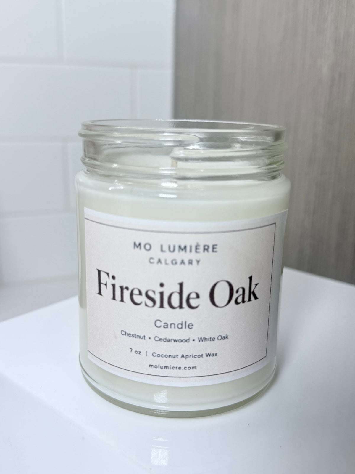 Fireside Oak Candle – Chestnut & Cedarwood Woody Candle